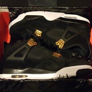 Jordan 4retro royalty